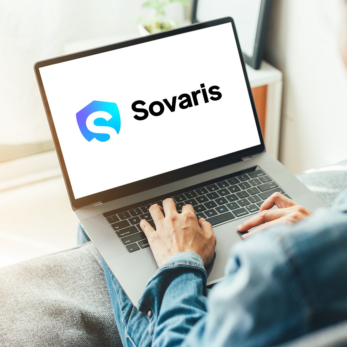 Sovaris On Laptop